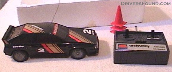 rc_car2.jpg (32950 bytes)